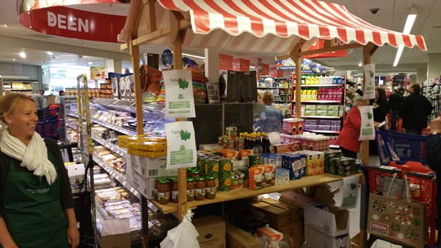 voedselbank-bovenkarspel-en-deen-supermarkt1