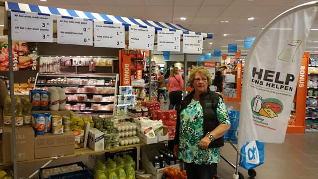 voedselbank-nieuw-vennep-en-Albert-Heijn-supermarkt1